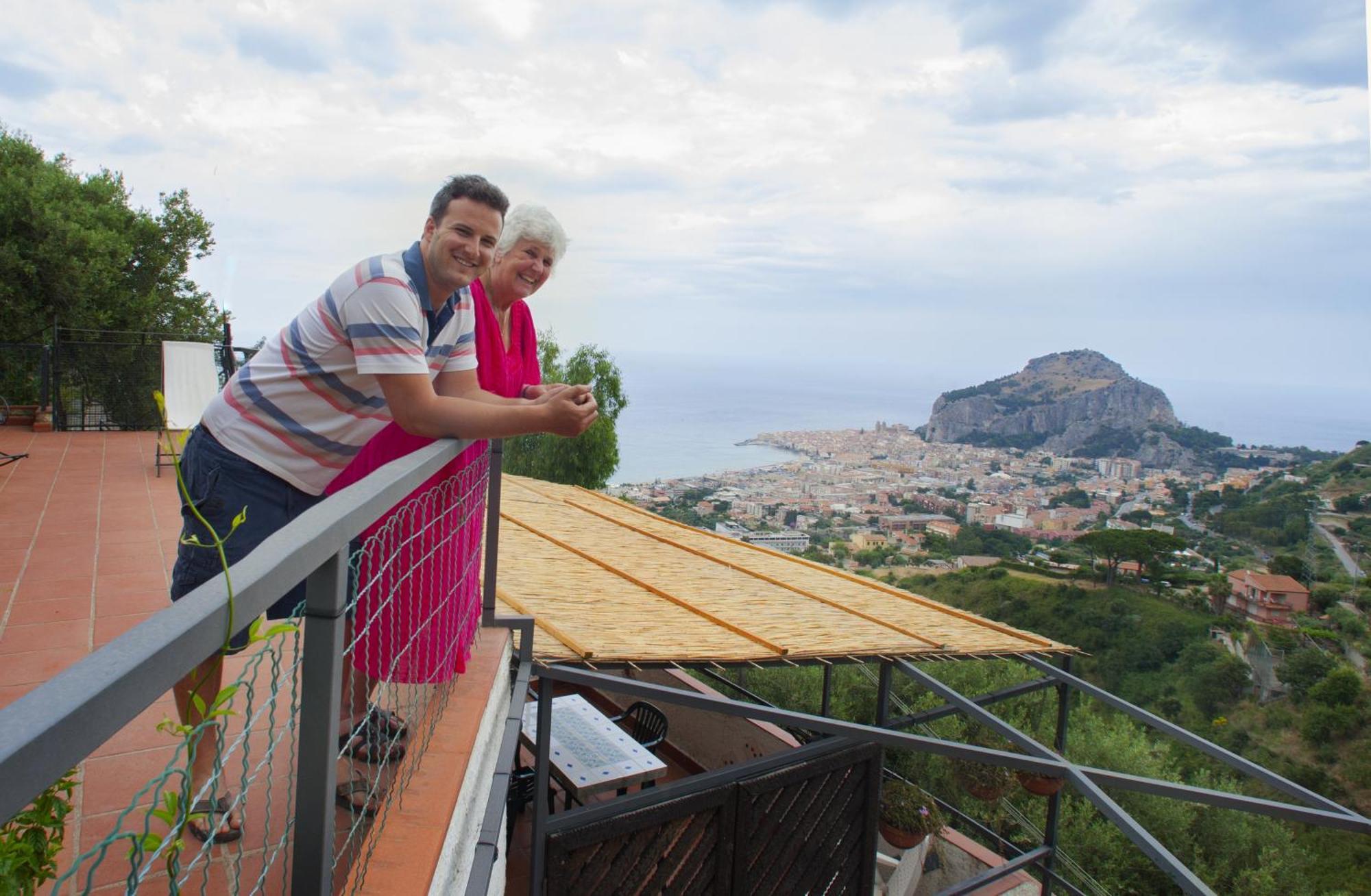 L' Arca Residence Cefalù Zimmer foto