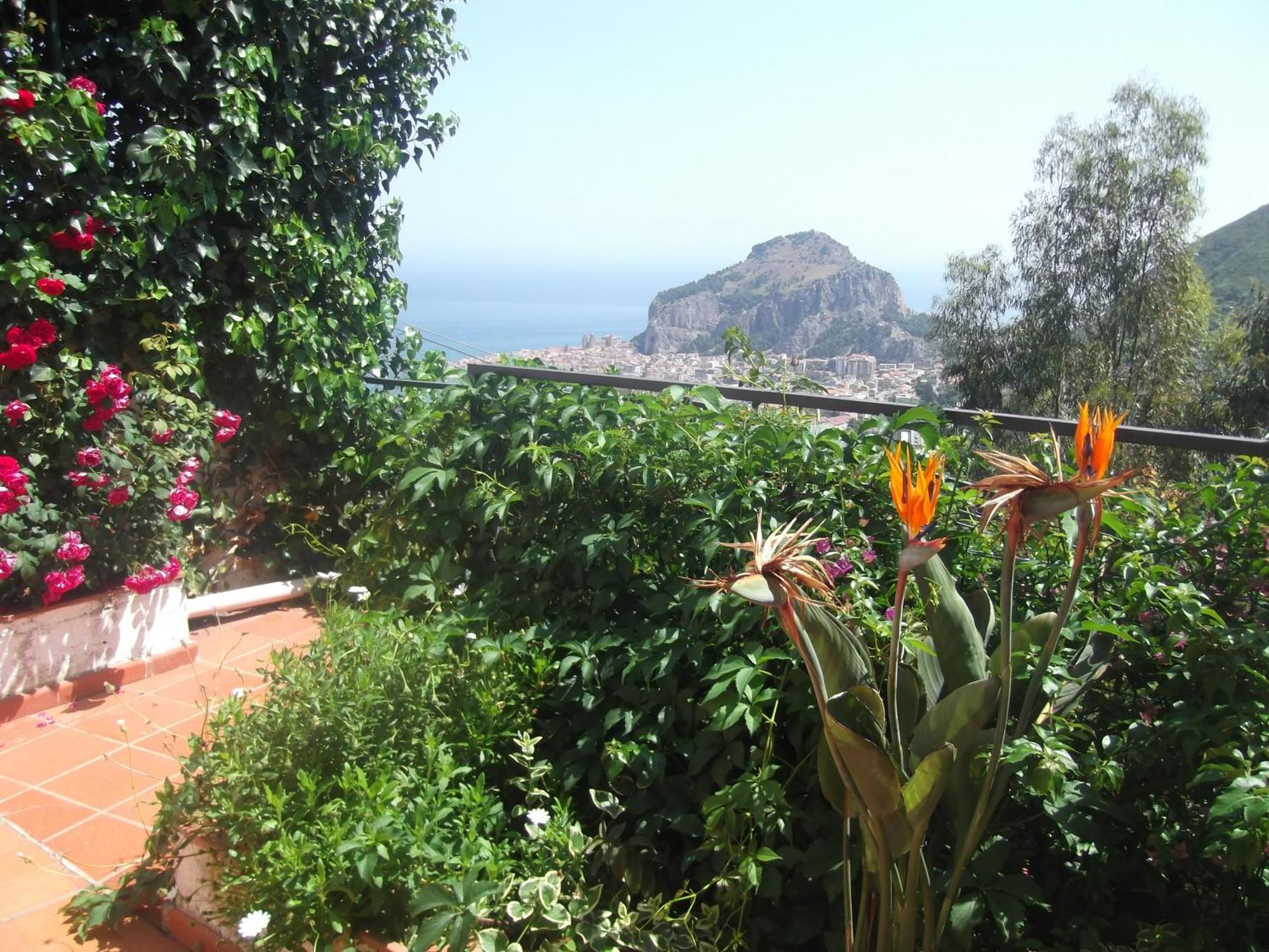 L' Arca Residence Cefalù Zimmer foto